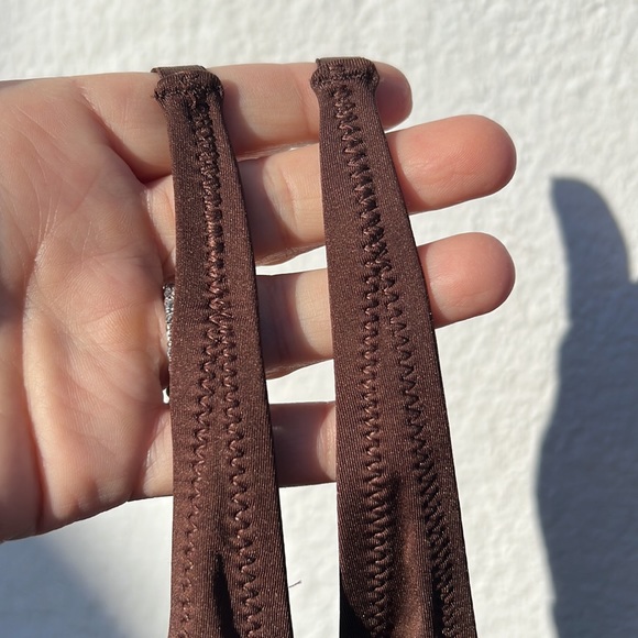 SKIMS SWIM SCOOP NECK ONE PIECE.🤎 - Picture 7 of 16